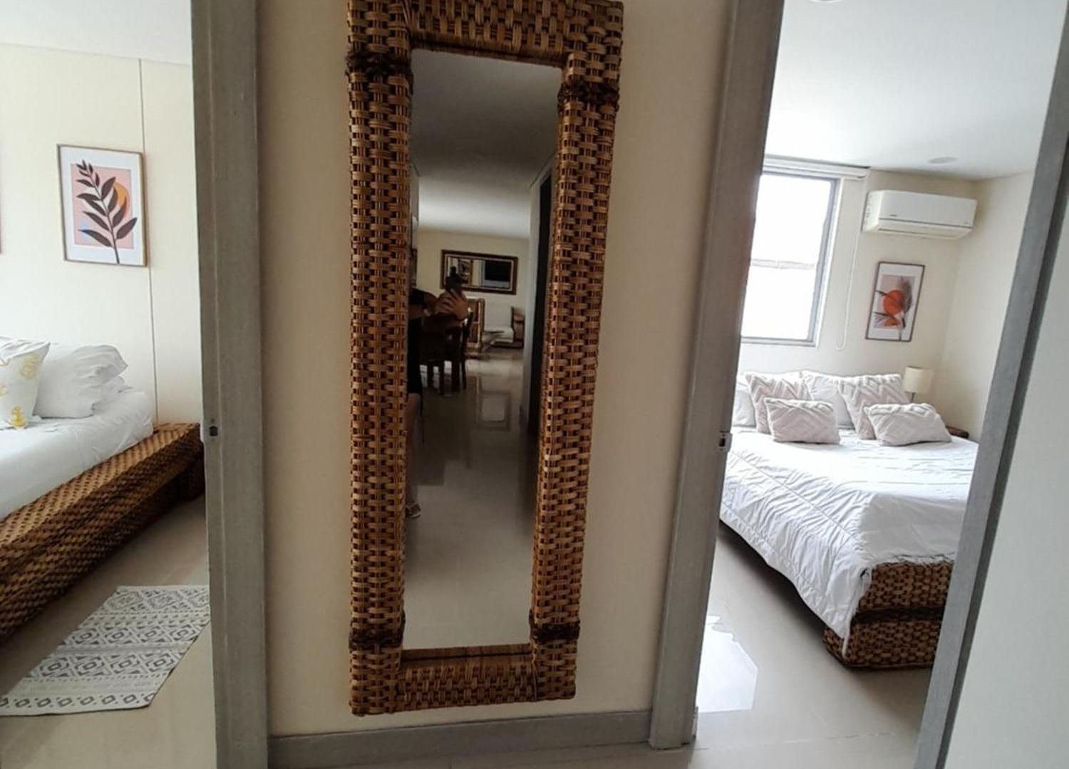 Apartamento 6 Personas Con Balcon Vista Al Mar Desayuno Gratis Y Anfitrion 24 Cartagena