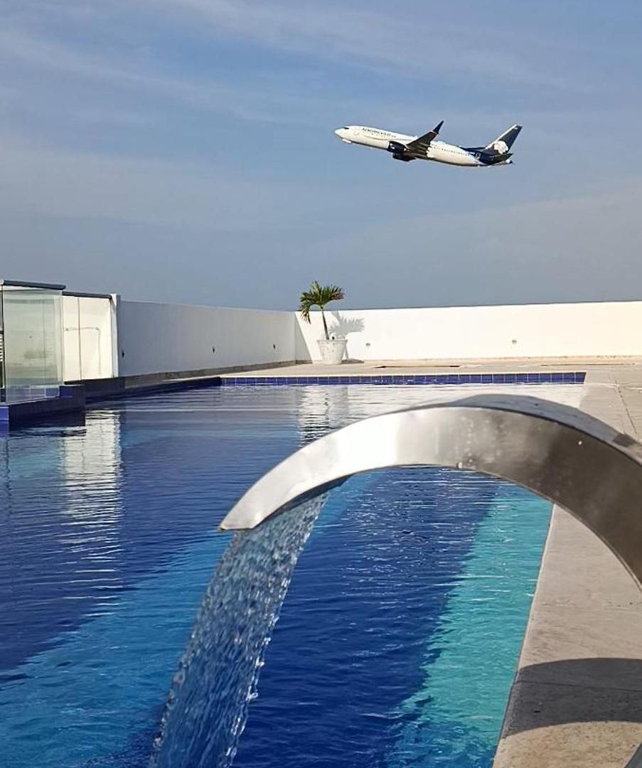 Apartamento 6 Personas Con Balcon Vista Al Mar Desayuno Gratis Y Anfitrion 24 *