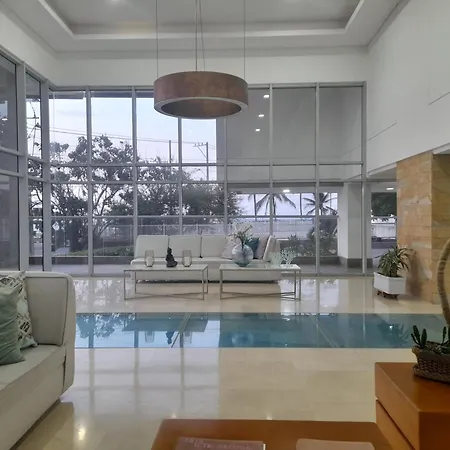 6 Personas Con Balcon Vista Al Mar Desayuno Gratis Y Anfitrion 24 Cartagena