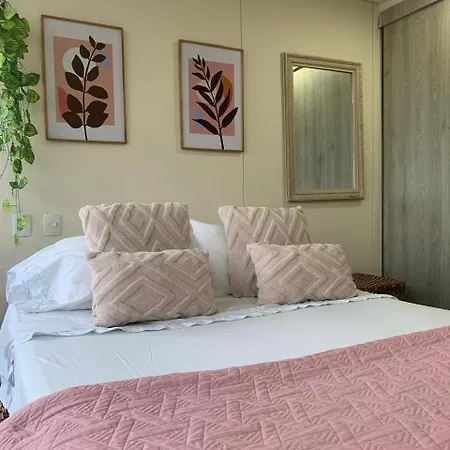 6 Personas Con Balcon Vista Al Mar Desayuno Gratis Y Anfitrion 24 Apartamento *